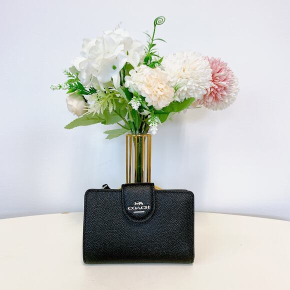 Coach 6390 Medium Corner Zip Wallet IN Black - Picture 1 of 7